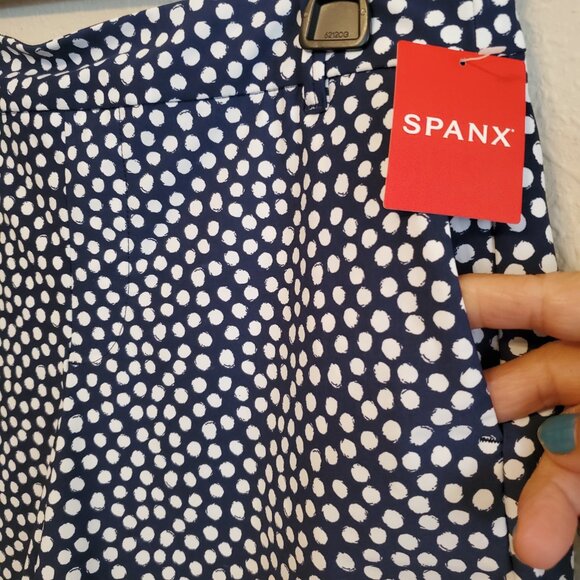 SPANX Sunshine Summer Women's Shorts Bermuda Navy Polka Dots Pull-On Size M/10. - Picture 6 of 11